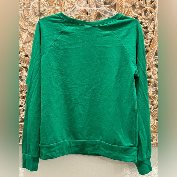 Betty Boop Santa Baby ❤️X❤️X Green Sweatshirt- size L - Picture 4 of 5